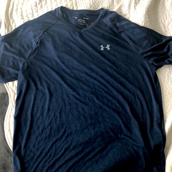 NWT UNDER ARMOUR | Tech Tee - Picture 2 of 6
